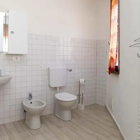 Maison Rouge Apartment Quattordio